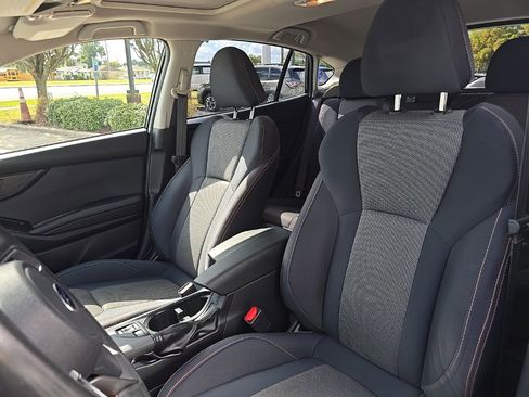 Used 2021 Subaru Crosstrek 2.0i Premium w/ Moonroof Package image 21