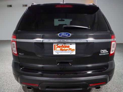 Used 2014 Ford Explorer XLT w/ Equipment Group 202A image 8