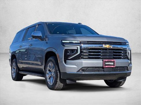 New 2026 Chevrolet Suburban Premier image 3