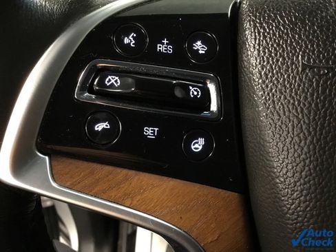 Used 2017 Cadillac Escalade Luxury image 49