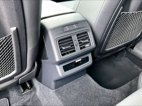 Used 2025 Audi Q5 2.0T Premium Plus w/ Premium Plus image 25