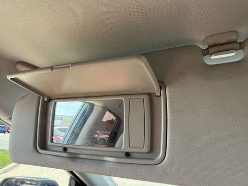 Used 2010 Honda CR-V LX image 34