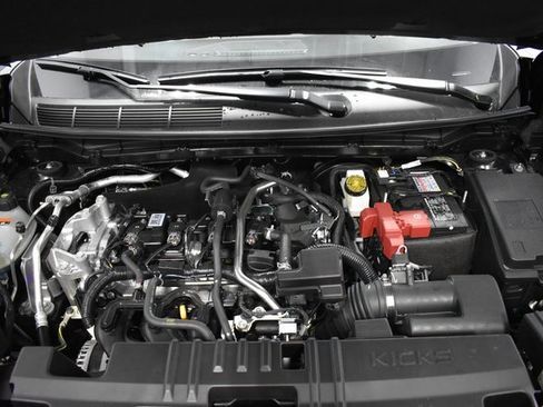 New 2026 Nissan Kicks SR w/ SR Premium Package image 35