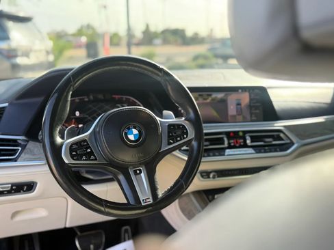 Used 2019 BMW X7 xDrive40i w/ M Sport Package AWD/4WD image 24