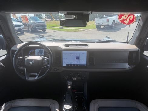 Used 2024 Ford Bronco Wildtrak AWD/4WD image 43