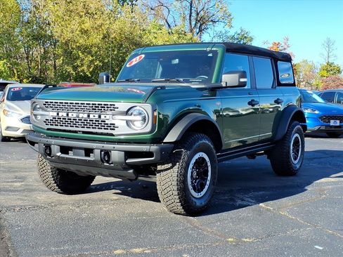Certified 2023 Ford Bronco Badlands image 3