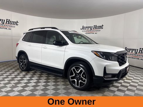 Used 2023 Honda Passport Elite image 4