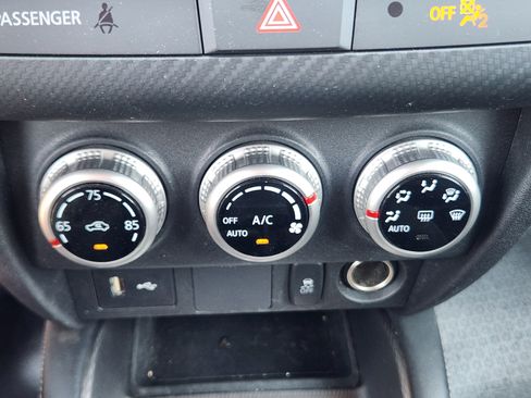 Used 2025 Mitsubishi Outlander Sport ES AWD/4WD image 12