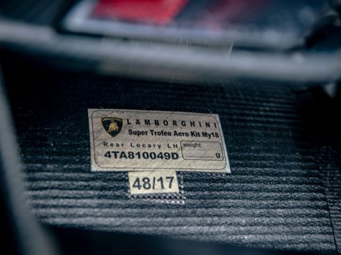 Used 2015 Lamborghini Huracan LP 610-4 image 22