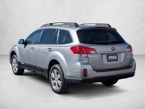 Used 2011 Subaru Outback 2.5i Premium image 4