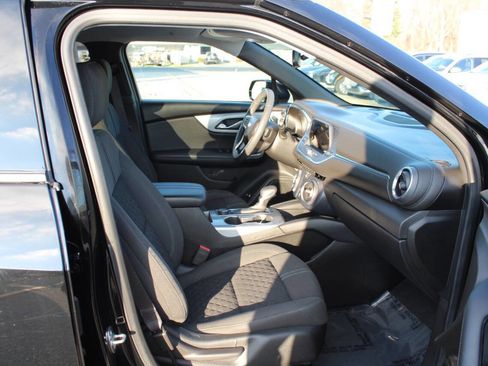Used 2022 Chevrolet Blazer LT image 21