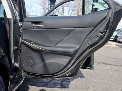 Used 2020 Lexus IS 300 AWD w/ Premium Package image 34