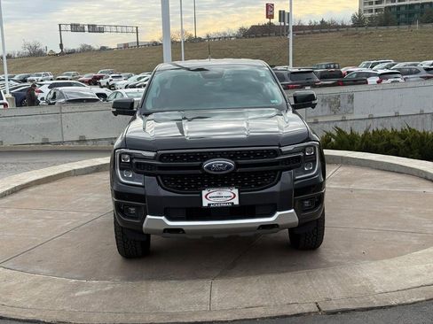 Used 2025 Ford Ranger Lariat w/ FX4 Off-Road Package image 11