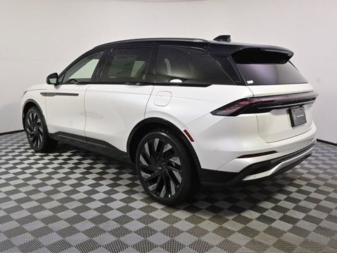 New 2026 Lincoln Nautilus Reserve w/ Jet Appearance Package image 3