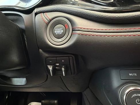 Used 2024 Dodge Durango GT AWD/4WD image 30