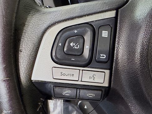 Used 2017 Subaru Forester 2.5i Limited image 14