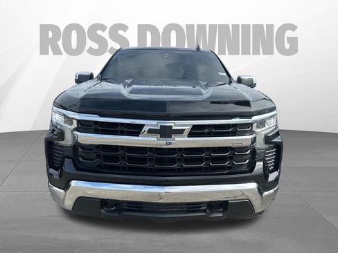 Used 2023 Chevrolet Silverado 1500 LT w/ Protection Package AWD/4WD image 2