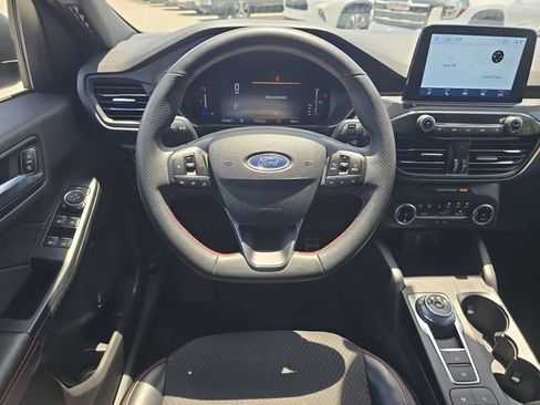 Used 2024 Ford Escape ST-Line FWD image 14