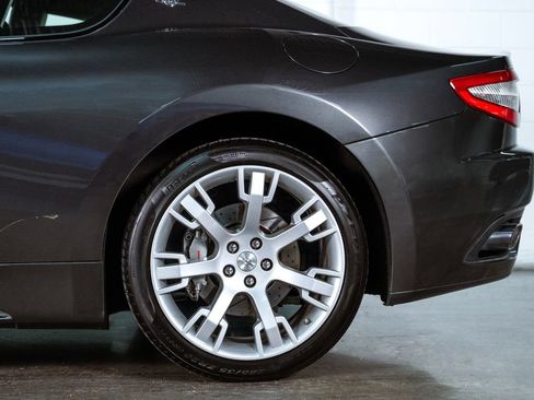 Used 2013 Maserati GranTurismo Sport RWD image 48