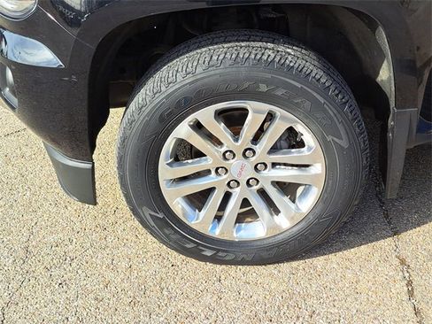 Used 2015 GMC Canyon SLT w/ Driver Alert Package image 8