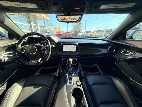 Used 2021 Chevrolet Camaro SS image 32