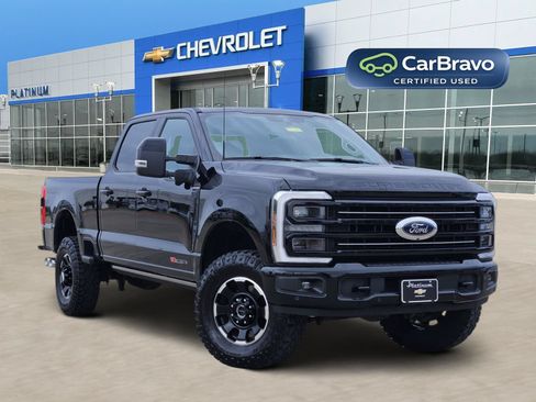 Used 2025 Ford F250 Platinum w/ Tremor Off-Road Package AWD/4WD image 1