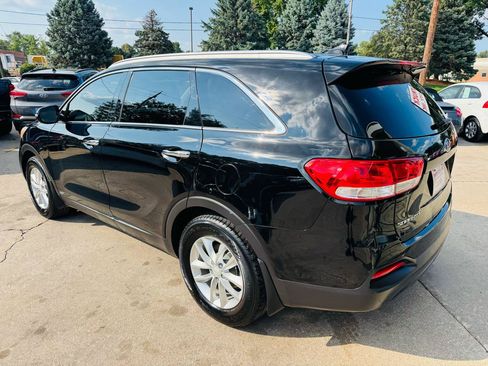 Used 2016 Kia Sorento AWD image 5