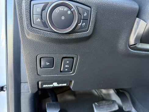 Used 2019 Ford F250 Lariat w/ Lariat Ultimate Package image 13