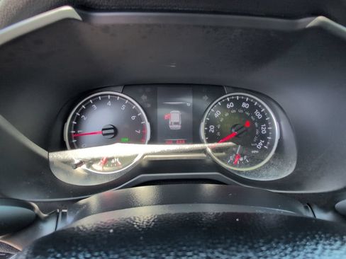 Used 2021 Toyota RAV4 XLE Premium AWD/4WD image 20