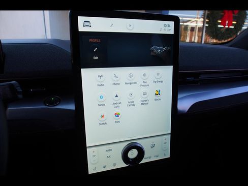 Used 2022 Ford Mustang Mach-E GT image 29