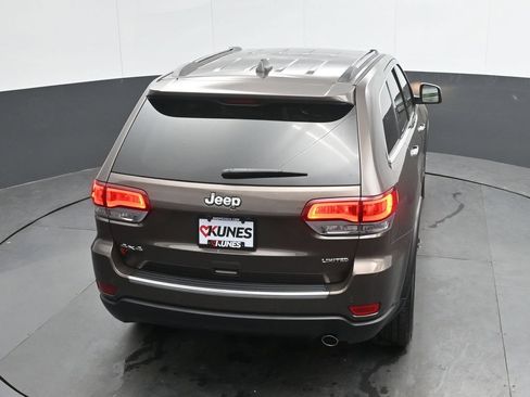 Used 2020 Jeep Grand Cherokee Limited AWD/4WD image 29