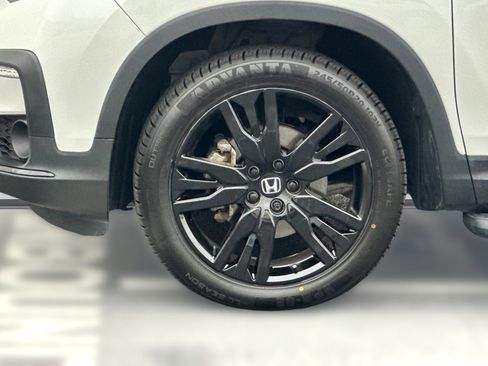 Certified 2022 Honda Pilot Black Edition image 11