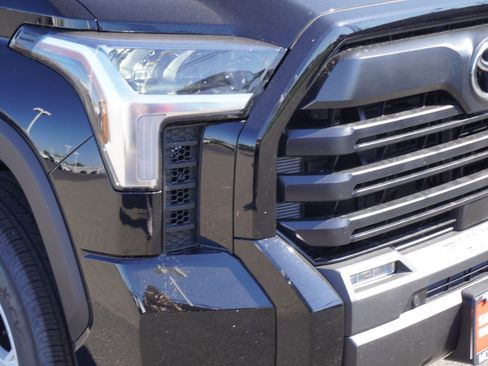 New 2026 Toyota Tundra SR5 image 3