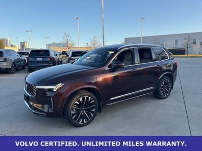 Certified 2025 Volvo XC90 T8 Ultra w/ Lounge Package