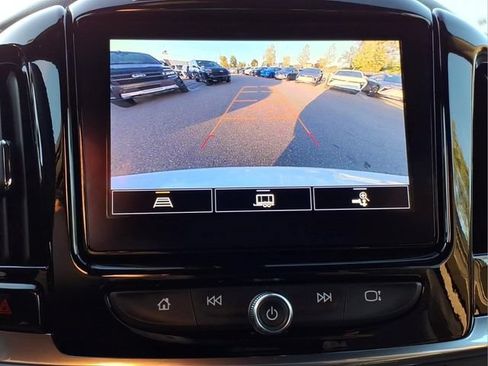 Used 2023 Chevrolet Traverse LT w/ LPO, Floor Liner Package AWD/4WD image 20
