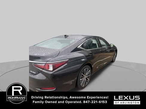 Used 2022 Lexus ES 350 w/ Premium Package FWD image 3