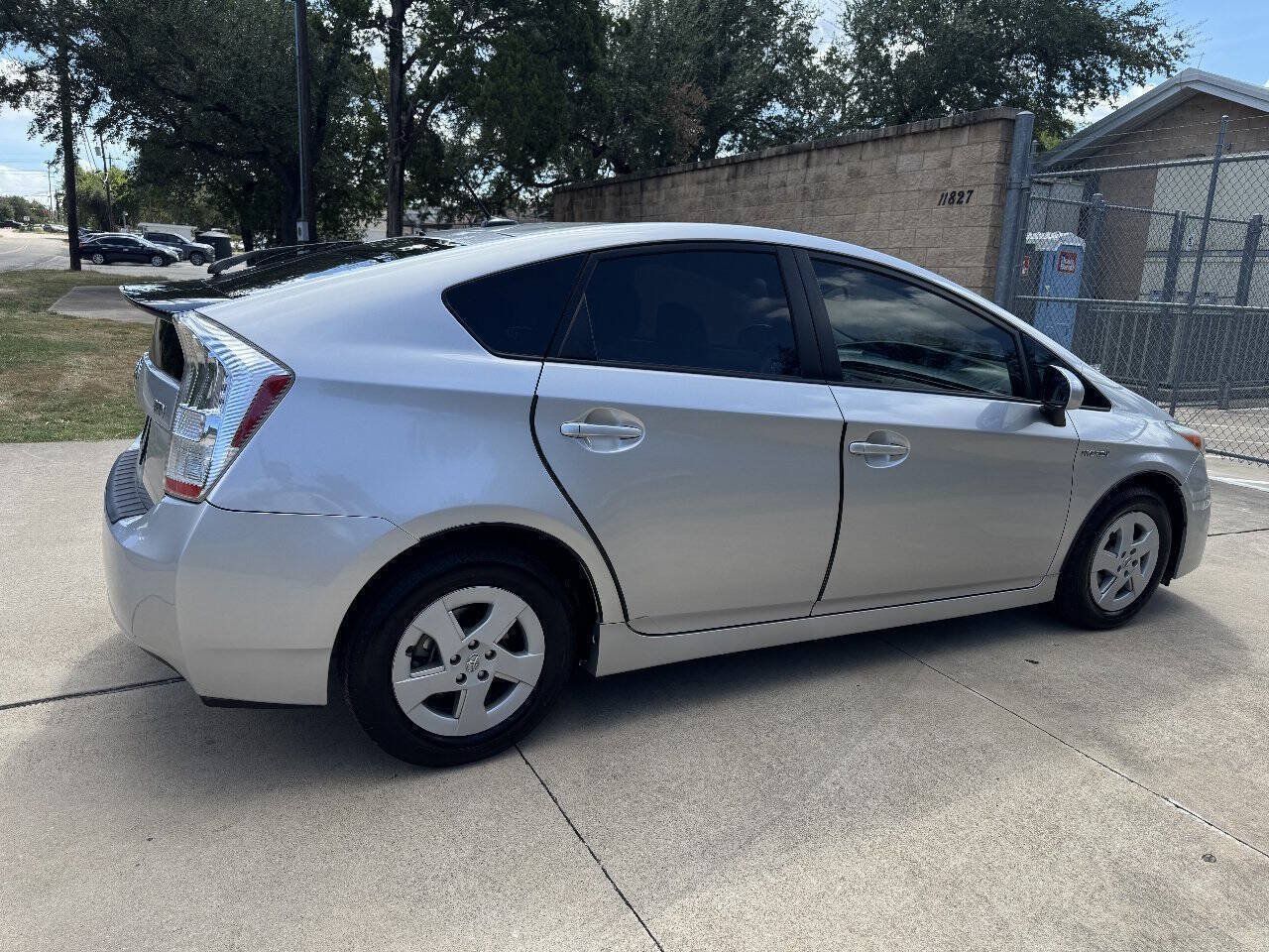 Used 2011 Toyota Prius Three FWD image 16