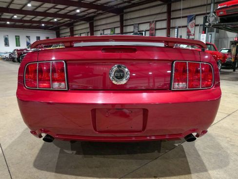 Used 2005 Ford Mustang GT Premium RWD image 7