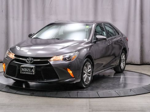 Used 2017 Toyota Camry SE image 7