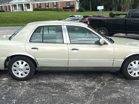 Used 2005 Mercury Grand Marquis LSE RWD image 6
