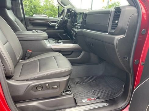 Used 2025 Chevrolet Silverado 2500 LTZ w/ LTZ Plus Package AWD/4WD image 32