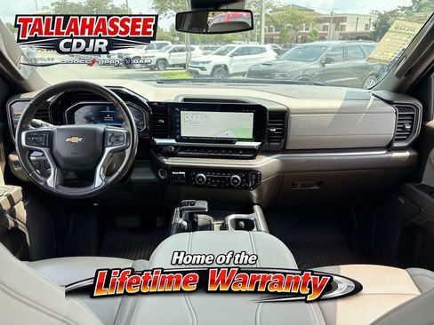 Used 2023 Chevrolet Silverado 1500 LTZ AWD/4WD image 29