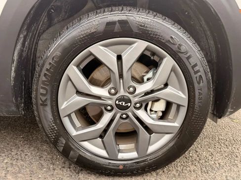 Used 2026 Kia Seltos LX AWD/4WD image 29