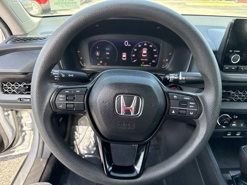 Used 2024 Honda Accord LX image 38