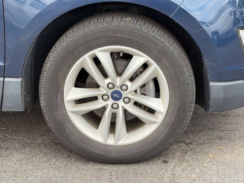 Used 2017 Ford Edge SEL w/ Equipment Group 201A FWD image 10