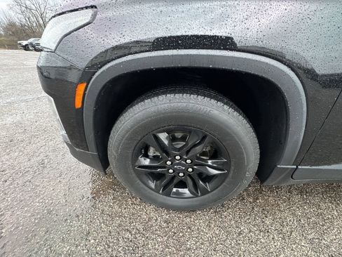 Used 2023 Chevrolet Traverse LT FWD image 10