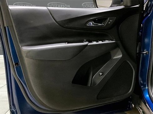 Used 2020 Chevrolet Equinox LT image 11