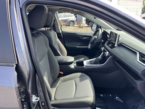 Used 2024 Toyota RAV4 XLE w/ Convenience Package AWD/4WD image 26
