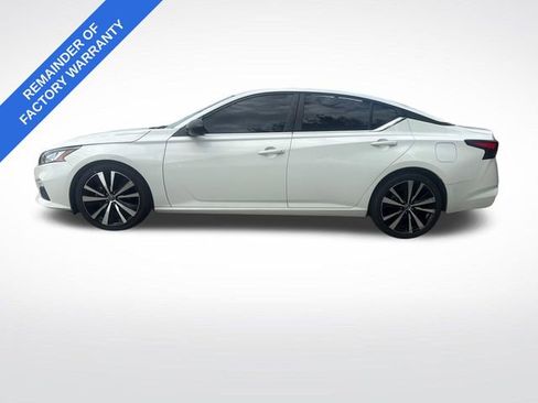 Used 2022 Nissan Altima 2.5 SR FWD image 6