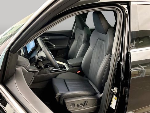 Used 2026 Audi Q5 Premium Plus w/ Premium Plus AWD/4WD image 8